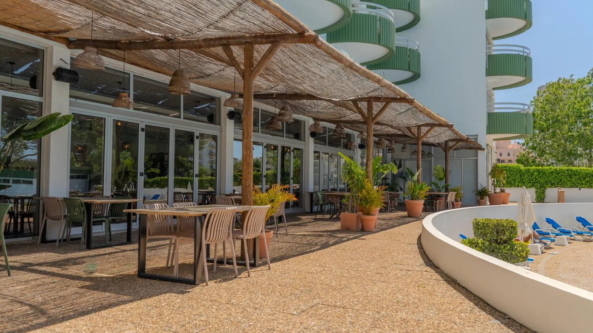 Sky19 Ocean View T1 Apartment Portimao Portugal