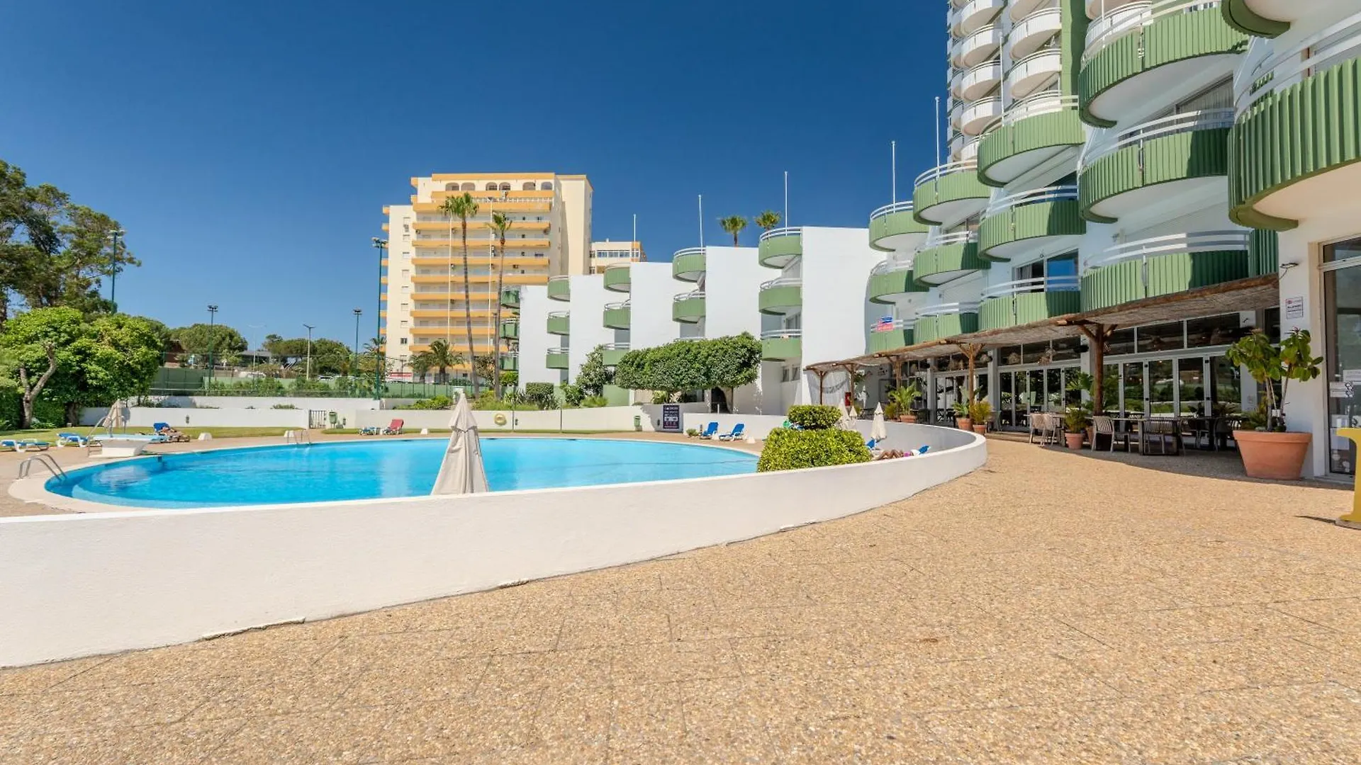 Sky19 Ocean View T1 Apartment Portimao